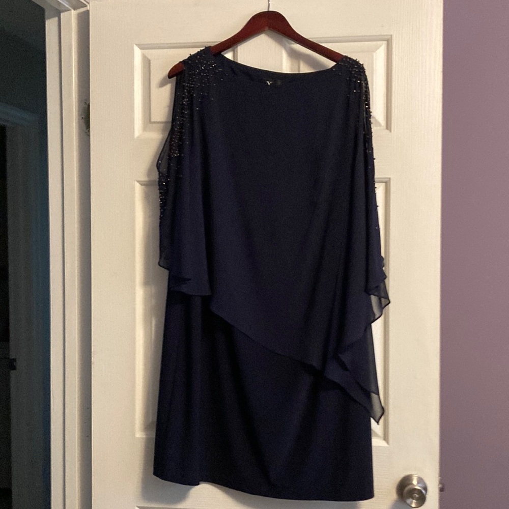 14 W Navy blue dress knee length for short person